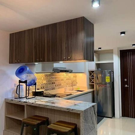 Club Ultima Residences Unit 1712 Cebu Eksteriør billede